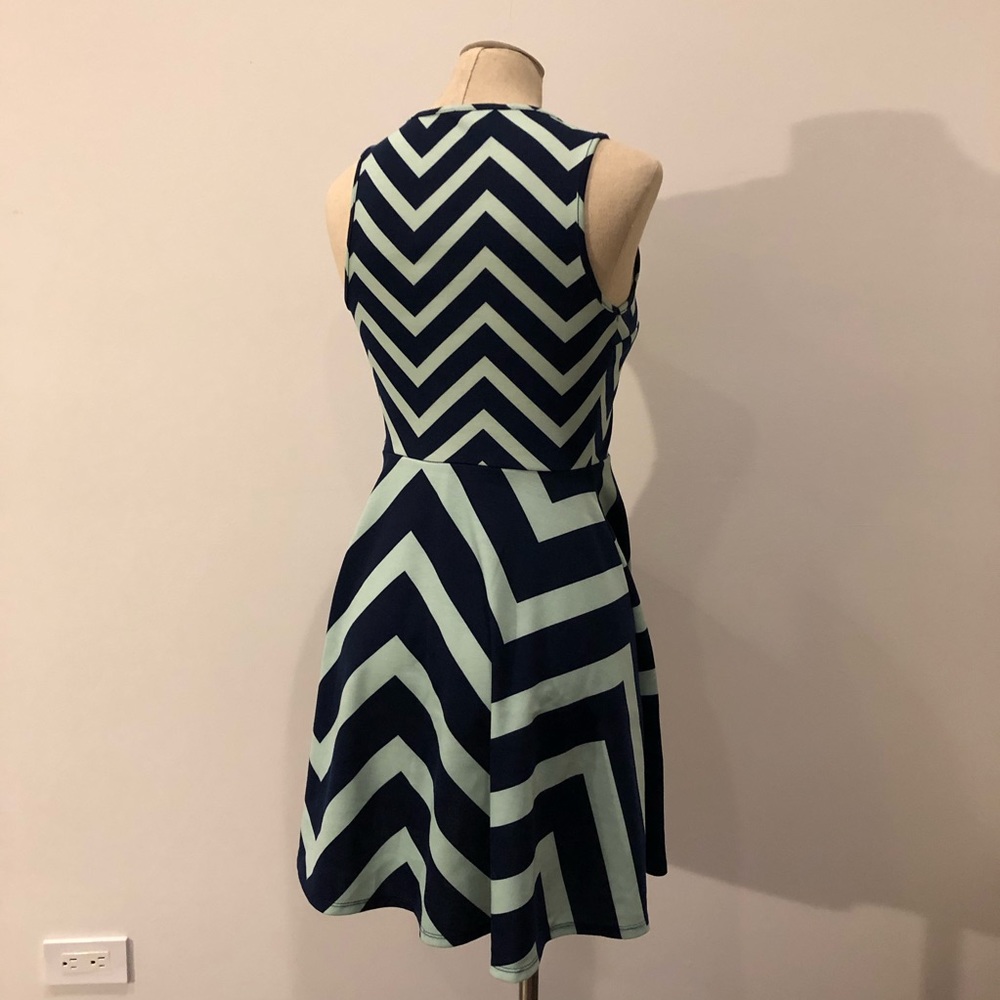 Herringbone dress! - Picture 3 of 4